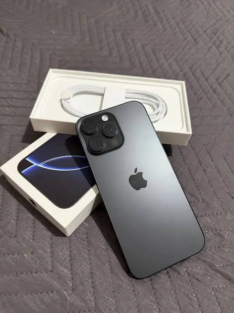 IPhone 16 — foto 1
