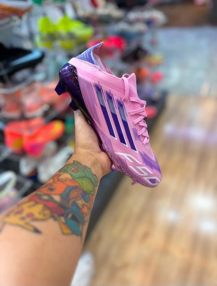 RIFA PREMIADA: ESCOLHA SUA CHUTEIRA ADIDAS OU NIKE!